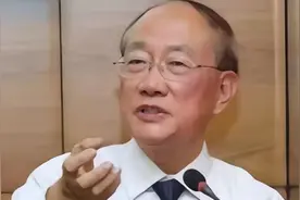 赵霖：高血压人群有救了，这几种食物能快速降血压！视频封面