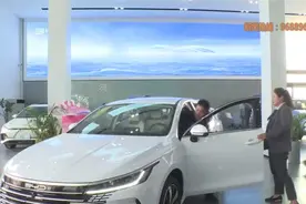 九大消费领域补贴“加码”：乘用车最高补2万元 家电最高补20%视频封面