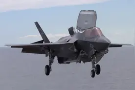 为什么F35B要垂直起降？有什么好处？视频封面