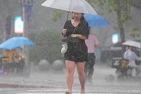 天津最大降雨量超100毫米 预计降水持续时间较长
