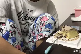 肖战粉丝如何幼稚，王一博公司会花三亿黑他？还准备一个月？视频封面