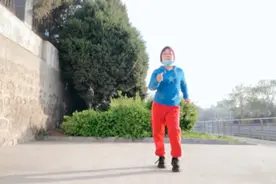 这样走路减肥简单有效，每天40分钟，我一个月减掉10斤