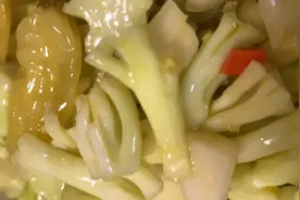 嘎嘣脆的花菜梗，颠覆你对花菜的认识视频封面