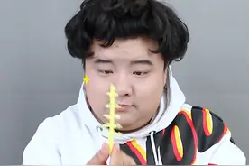 找到了无限吃糖的方法，就是这颗越长越大的神奇糖果树