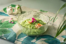 宝宝缺钙又爱生病！多吃这道菜，补钙还能增强免疫力视频封面