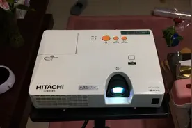 灯泡才用668小时带高清接口日立HCP-U27N投影仪投影机视频封面