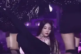 #金请夏新冠肺炎检测结果呈阴性# 
来看plmm舞台直拍！180120 音乐中心 
舞台魅力满分！视频封面