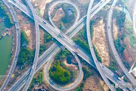 航拍苏南最大高速枢纽——董浜枢纽视频封面