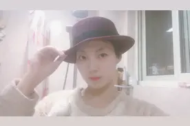 坐电梯用这个按楼层按钮比较靠谱？不可以哦，因为按钮上有这个视频封面