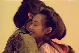 至尊宝:要不要我把心掏出来给你看。紫霞仙子:不用，我自己来