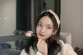 女生经常网购衣服，为何却总喊着没衣服穿？西西带你解惑穿搭谜题