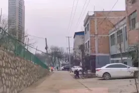 小伙给大家分享免费自助洗车的流程和心里感受是怎样的视频封面