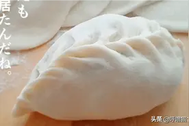 我把你画成花，最美的一朵花，美的忍不住要把你吃下……槐花包子图片