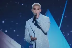 米卡创4二公《你就不要想起我》直拍，没人能逃过卡子哥的歌声[流泪]#创4二公直拍#视频封面