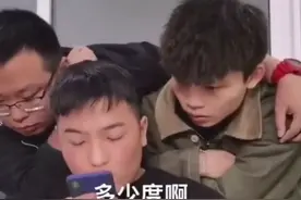 假如你的女朋友发烧了，作为男朋友的你应该怎样做？