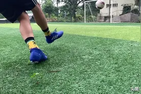 阿迪达斯猎鹰19.3足球鞋，买鞋也要技术啊，有实战画面！视频封面