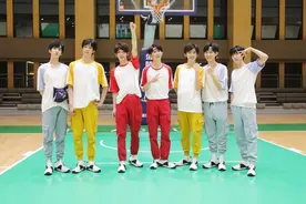 TF夏季运动会游戏接力
马嘉祺背丁程鑫、刘耀文背宋亚轩、张真源背贺峻霖、严浩翔乒乓球传送
#星闻揭秘