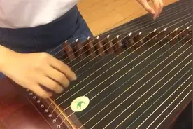 《市集》：开了家超市，自从放了这曲子，收入一个月翻了三番。