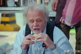 煎饼大叔与外国大爷的故事，滴水之恩涌泉相报！视频封面