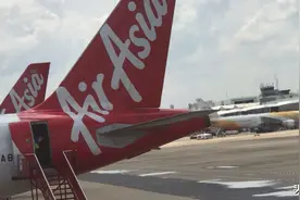 时见云淡风轻、间或涡流密布、顷刻霞光万丈，这就是飞的感觉视频封面