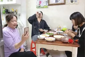 婆婆脑门又去放血了感觉瘦了几十斤，症状得到缓解，这回好好补补