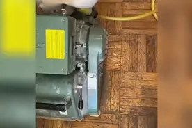 翻新木地板，专业的事情就交给专业的人，一套流程下来很舒服视频封面