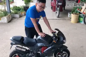 儿童燃油小摩托车大街上回头率百分百视频封面