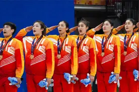 军运女篮终于夺世界冠军！万万没想到，只需一节比赛就能定胜局！视频封面