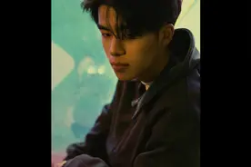 山月记摄影：男生写真＃王家卫风格视频封面