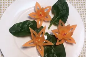 金大厨教你基础雕刻，胡萝卜花的简单教程，快来学习吧视频封面