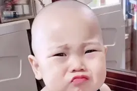 大哥把钥匙不知道丢哪里去了，回不到家了，#我要上微头条#视频封面