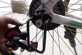 山地自行车后拨安装与调试视频封面