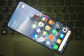 小米红米手机如何去掉底部搜索框视频封面