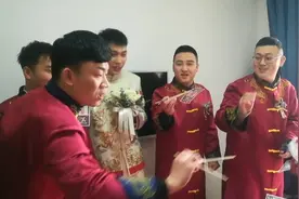 新郎率领他的F4伴郎团来抢亲，万万没想到伴娘竟然让他们………视频封面