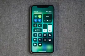 1分钟教会你如何将安卓手机秒变苹果，IOS系统运行不在话下视频封面