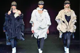 奢侈品品牌巴宝莉设计的裤子火了，但是辣眼睛～视频封面