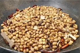 花生米学会这样做嘎嘣脆，比水煮简单比油炸香，存放一个月不回软视频封面