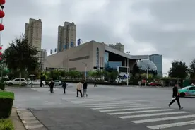 20210927上午10点榆林响起警报。