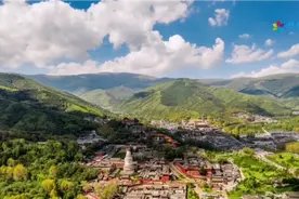 整整拍摄山西五台山三天，才制作出这绝美大片，观看后被震撼到了视频封面