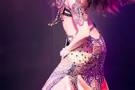 国际顶级肚皮舞大师，肚皮真的像水做的，卡点非常到位视频封面