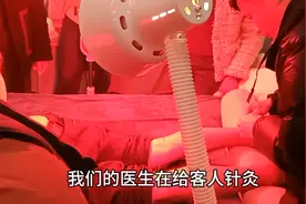 炒的血浆鸭冻了一晚上，第二天下班拿去寄快递给远在外面的家人视频封面
