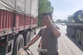 今天惠民县货车司机朋友安装一台24伏驻车发电机完美无缺