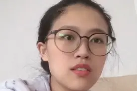 超过这个月龄的就不要给宝宝喝太多奶了，容易影响大脑发育，戒奶视频封面