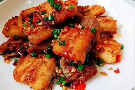 鳗鱼最家常的做法，麻辣干香蒜味浓郁非常好吃