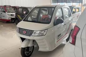 3000瓦电机，135安原装锂电池质保八年，12万公里