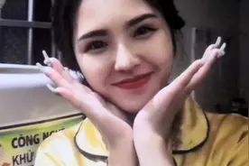 宝强和越南阿梅的爱情故事，到今已经五个月了，见花开盼好结果。视频封面