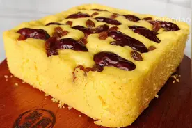 玉米面最好吃的做法，加一碗白面搅一搅蒸发糕，蓬松柔软不塌陷视频封面