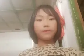 口罩给芭比娃娃做衣服。不用缝不用粘