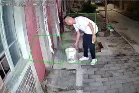 夜晚实测监控摄像头人形跟踪功能和警戒看守功能视频封面