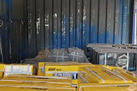 4.2货车825轮胎拉10吨，一路惊心害怕！